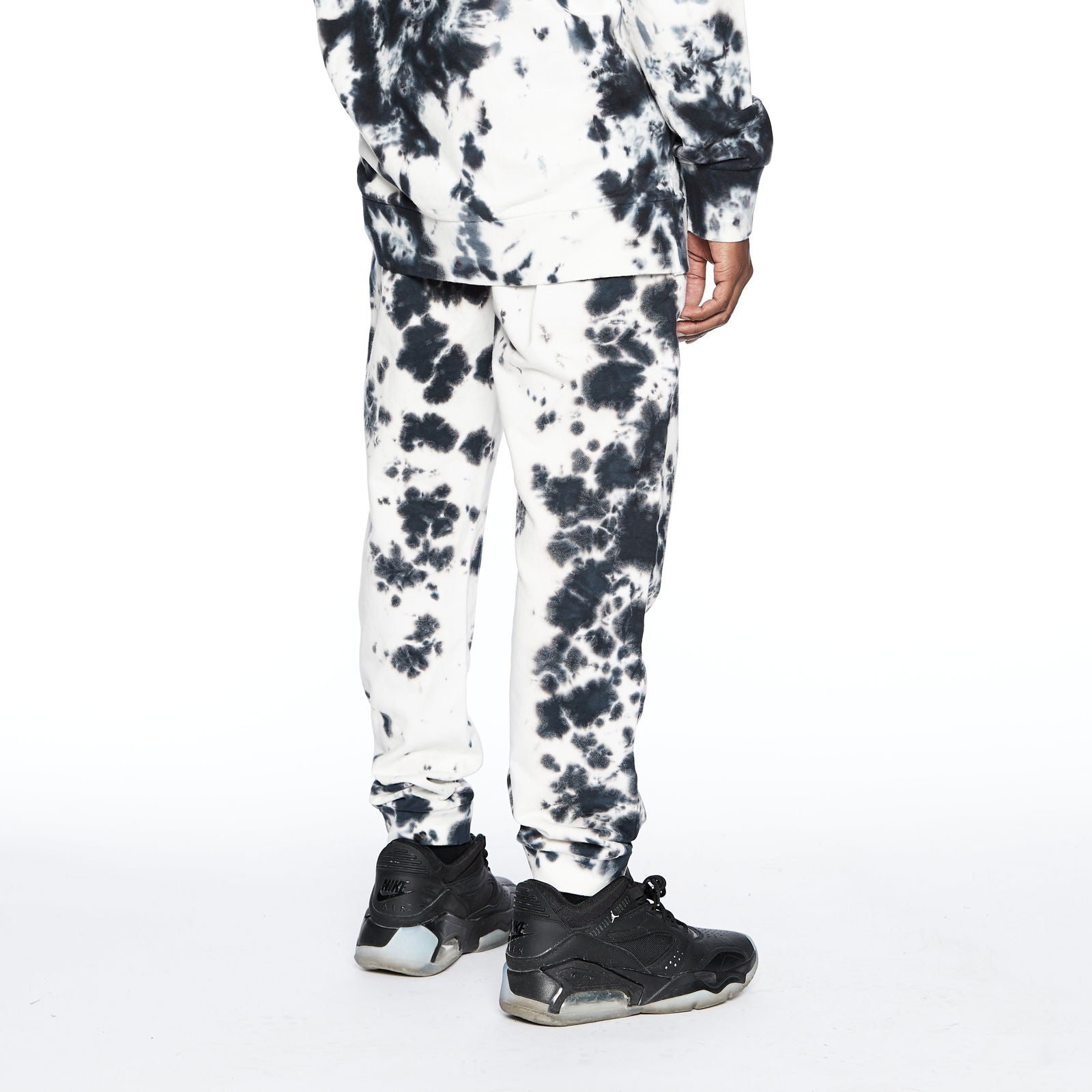 Black and white tie dye sweatpants new arrivals